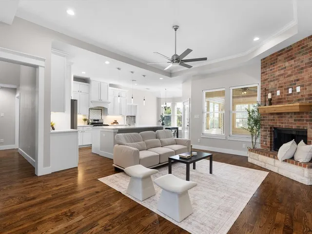 $498,000 | 2700 Refugio Avenue, Fort Worth, TX 76164