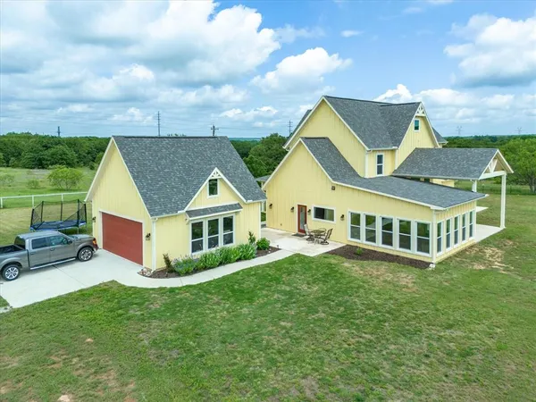 $625,000 | 2025 County Road 1792, Sunset, TX 76270
