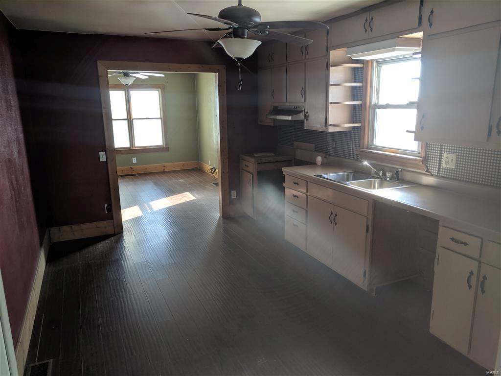 21448 West County Road Jerseyville, IL 62052 - Photo 9 of 21 Gallery Image 9