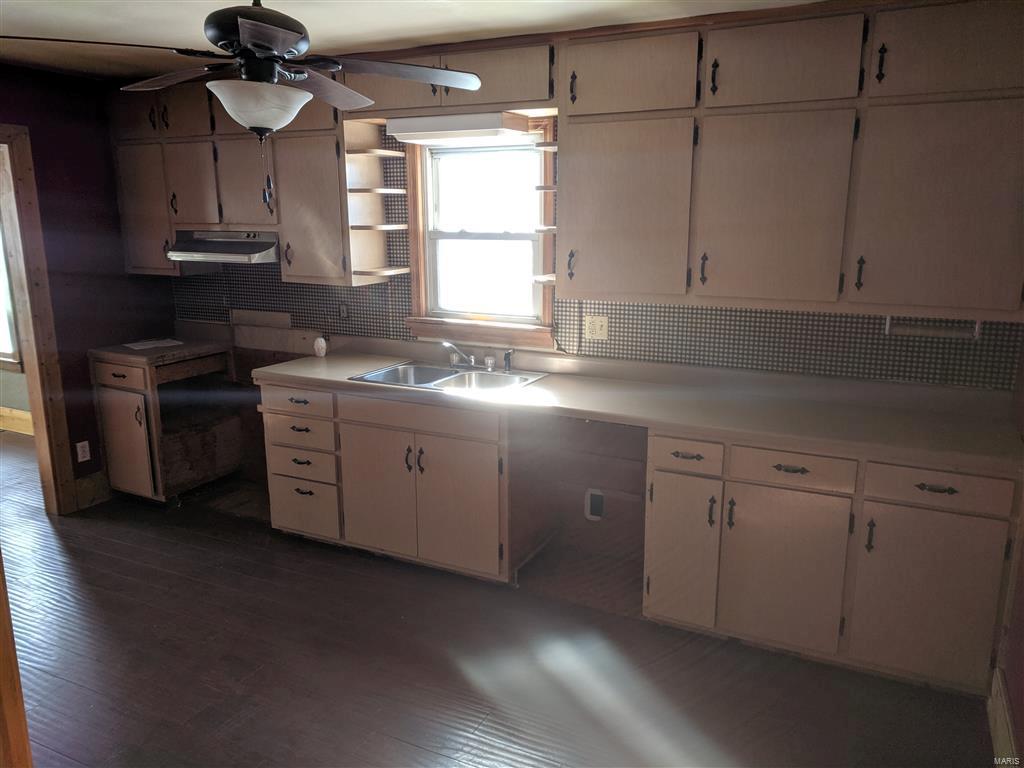 21448 West County Road Jerseyville, IL 62052 - Photo 10 of 21 Gallery Image 10