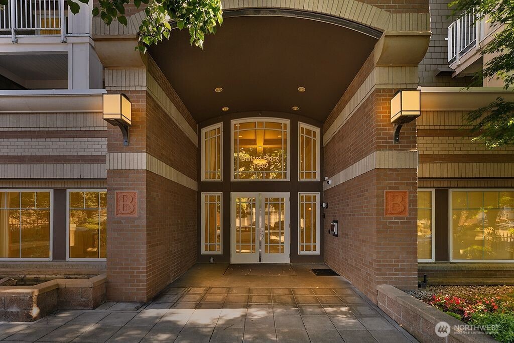 1545 Northwest 57th Street, Unit 422 Seattle, WA 98107 - Photo 29 of 30