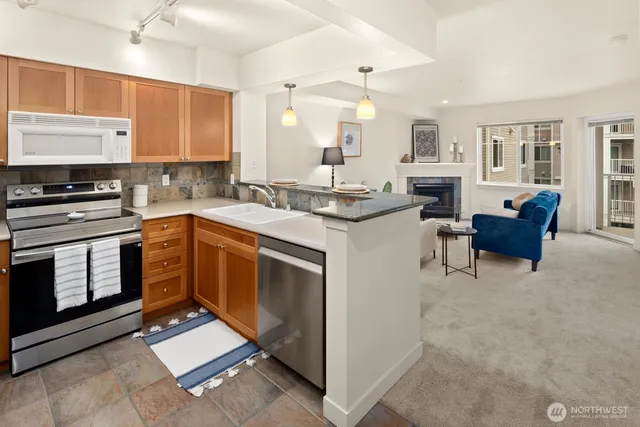 $399,000 | 1545 Northwest 57th Street, Unit 422, Seattle, WA 98107