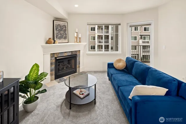 $399,000 | 1545 Northwest 57th Street, Unit 422, Seattle, WA 98107