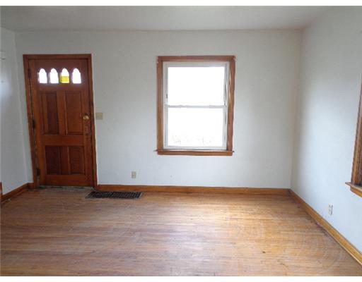 1819 Mound Street Springfield, OH 45505 - Photo 4 of 9