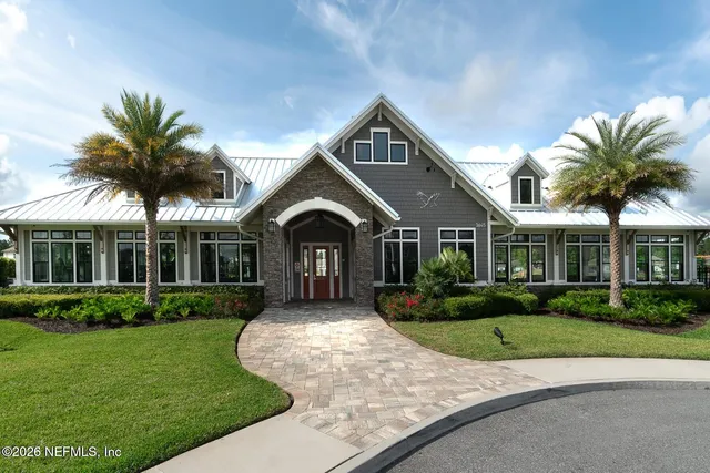 $2,300 | 2077 Amberly Drive, Middleburg, FL 32068