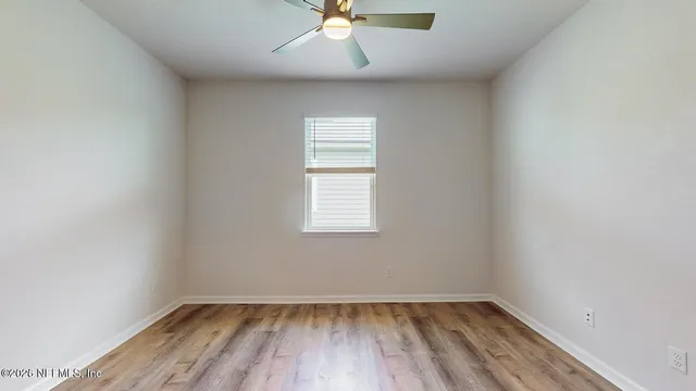 $2,300 | 2077 Amberly Drive, Middleburg, FL 32068