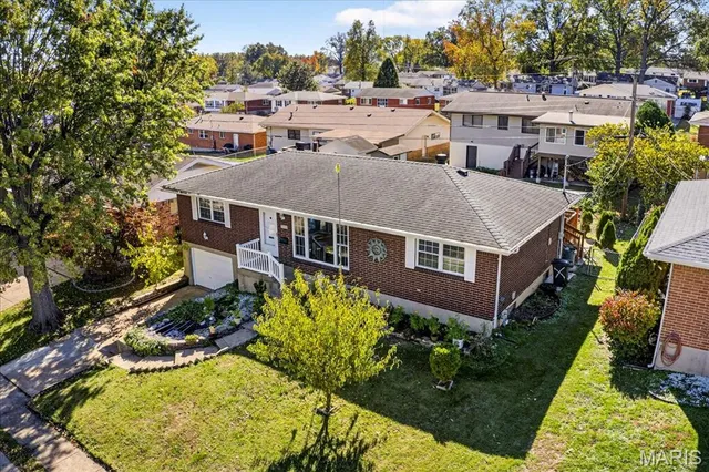 $265,000 | 4348 Schmittwoods Court, St. Louis, MO 63123