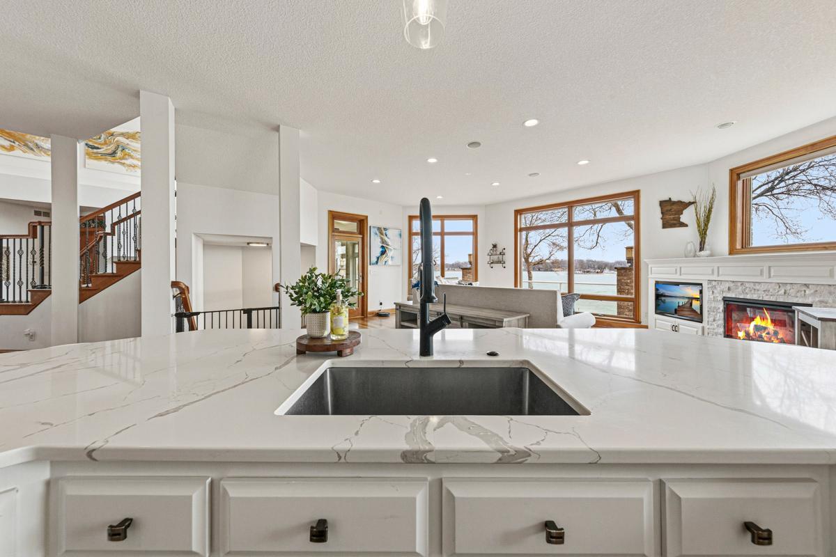 16027 Northwood Road Northwest Prior Lake, MN 55372 - Photo 15 of 128