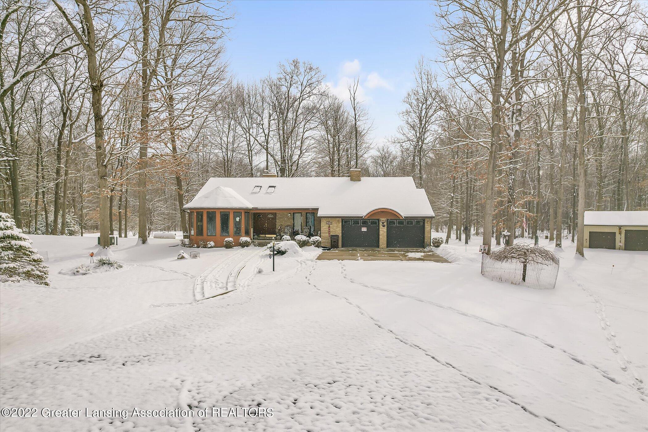 4515 South Williams Road Stockbridge, MI 49285 - Photo 8 of 62 Welcome!