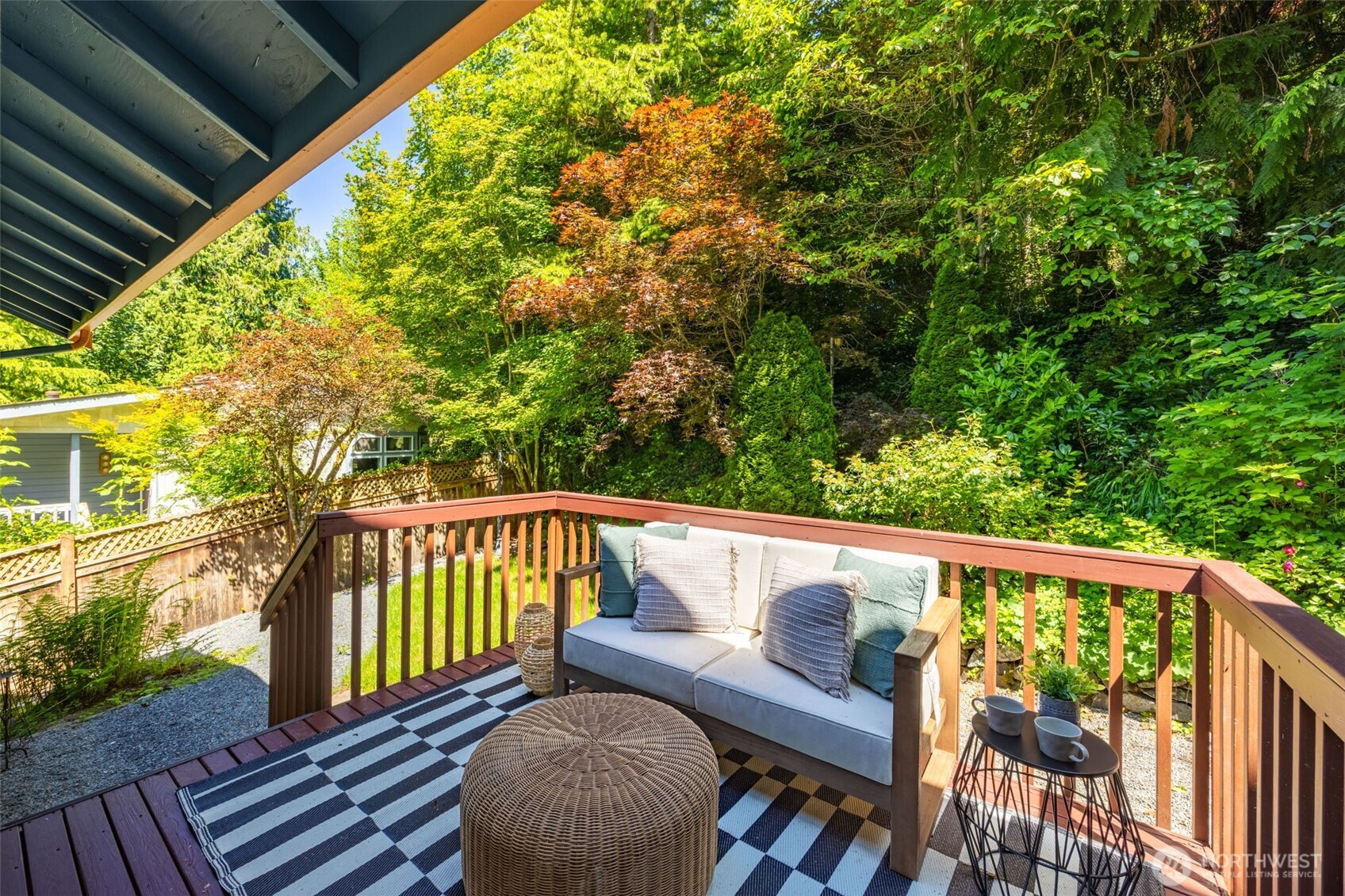 4635 Seahurst Avenue Everett, WA 98203 - Photo 23 of 36