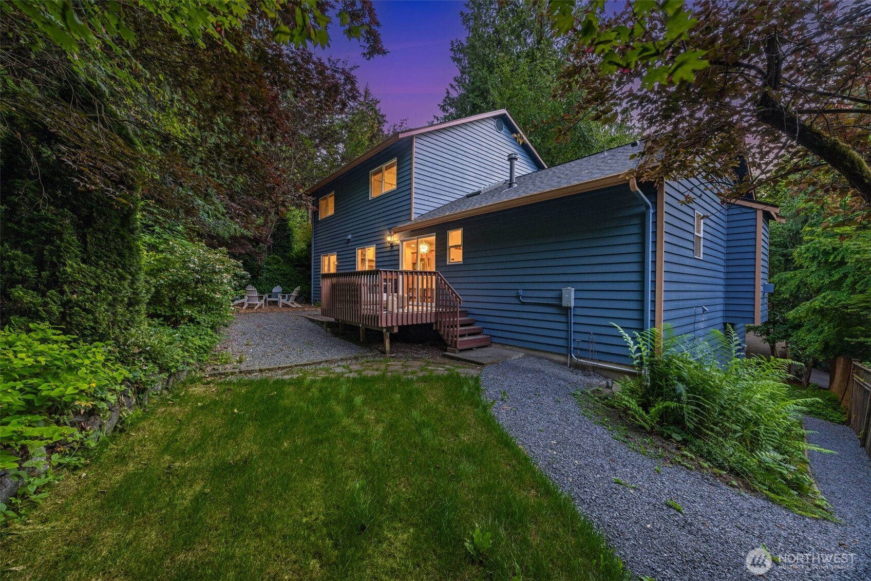 4635 Seahurst Avenue Everett, WA 98203 - Photo 24 of 36