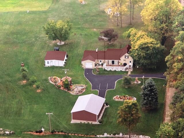 2171 South Wyman Road Remus, MI 49340 - Photo 1 of 37 IMG_9886 (1)