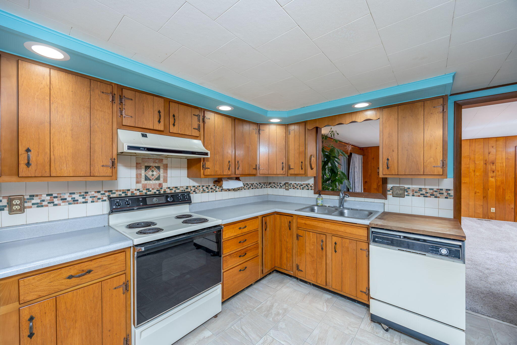 2171 South Wyman Road Remus, MI 49340 - Photo 12 of 37 11-web-or-mls-3Y2A5491-Edit