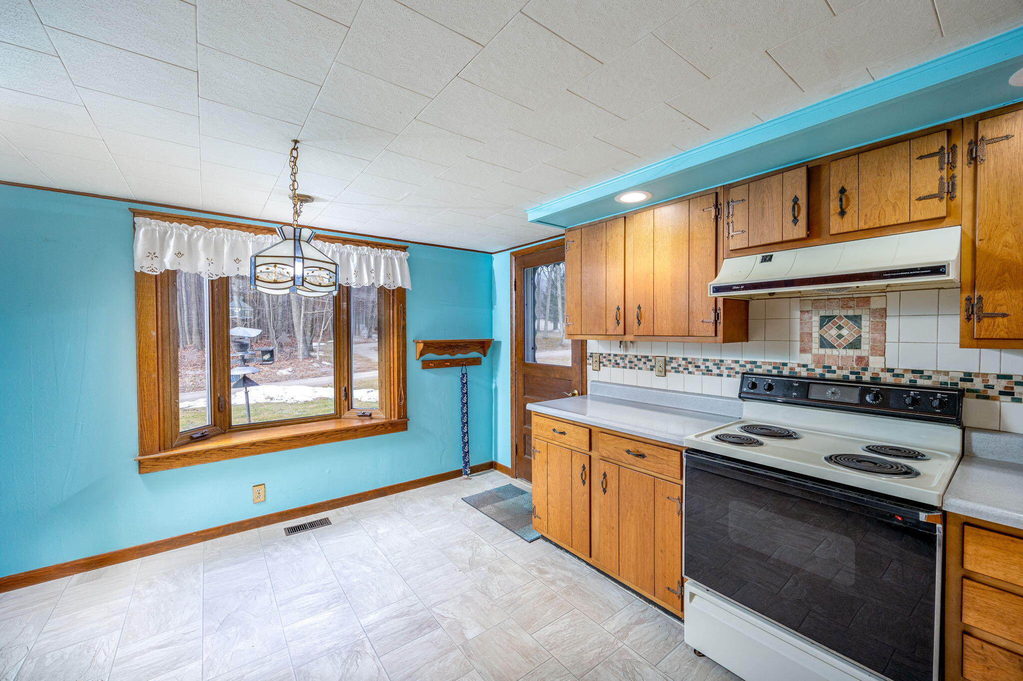 2171 South Wyman Road Remus, MI 49340 - Photo 13 of 37 12-web-or-mls-3Y2A5501-Edit