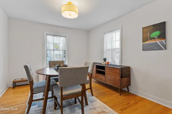 $282,750 | 2011 Robinwood Avenue, Rotterdam, NY 12306