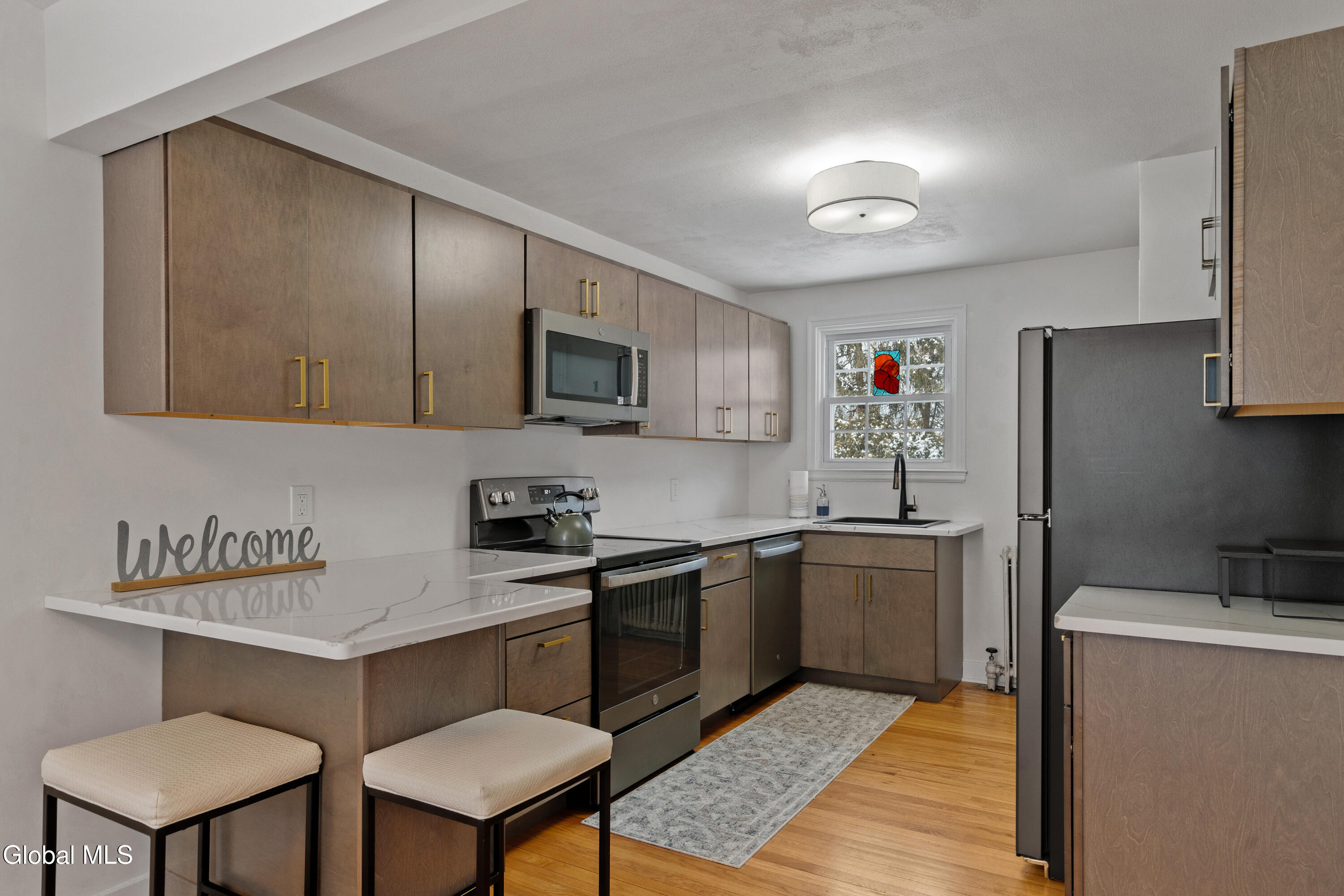 2011 Robinwood Avenue Rotterdam, NY 12306 - Photo 14 of 34 8-print-2011-robinwood-ave