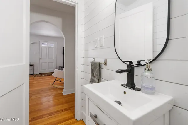 $270,000 | 2011 Robinwood Avenue, Rotterdam, NY 12306