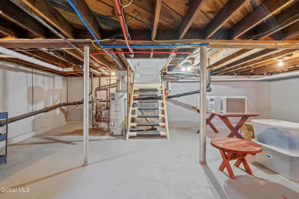 $282,750 | 2011 Robinwood Avenue, Rotterdam, NY 12306