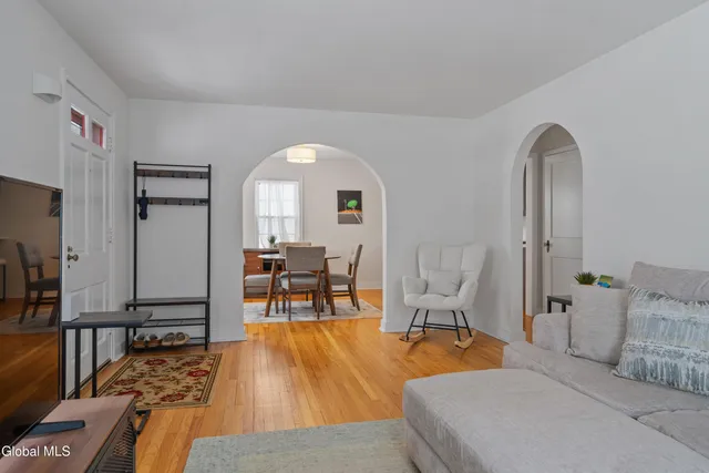 $270,000 | 2011 Robinwood Avenue, Rotterdam, NY 12306