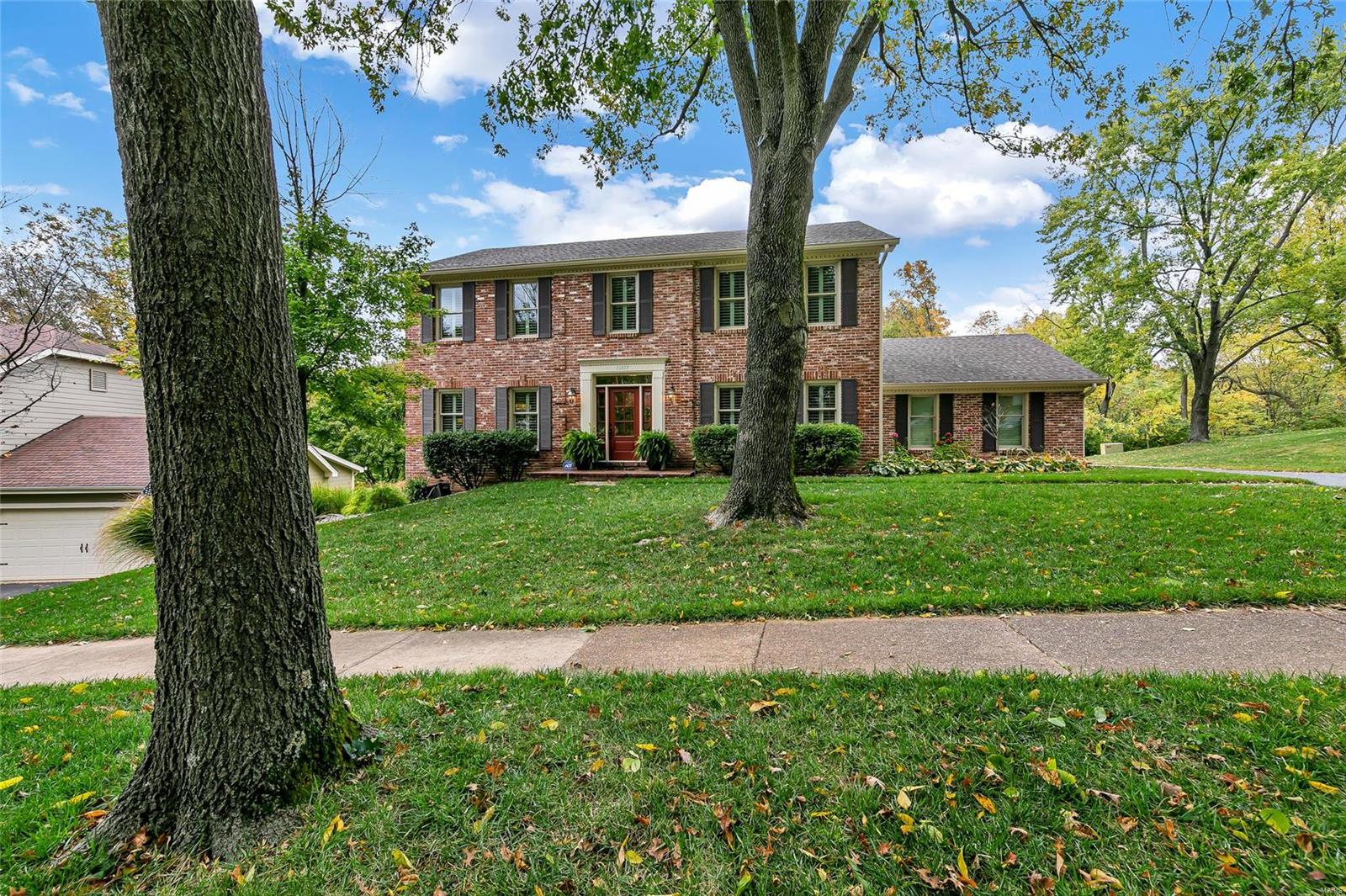 12137 Bent Brook Road St. Louis, MO 63122 - Photo 5 of 56 Gallery Image 5