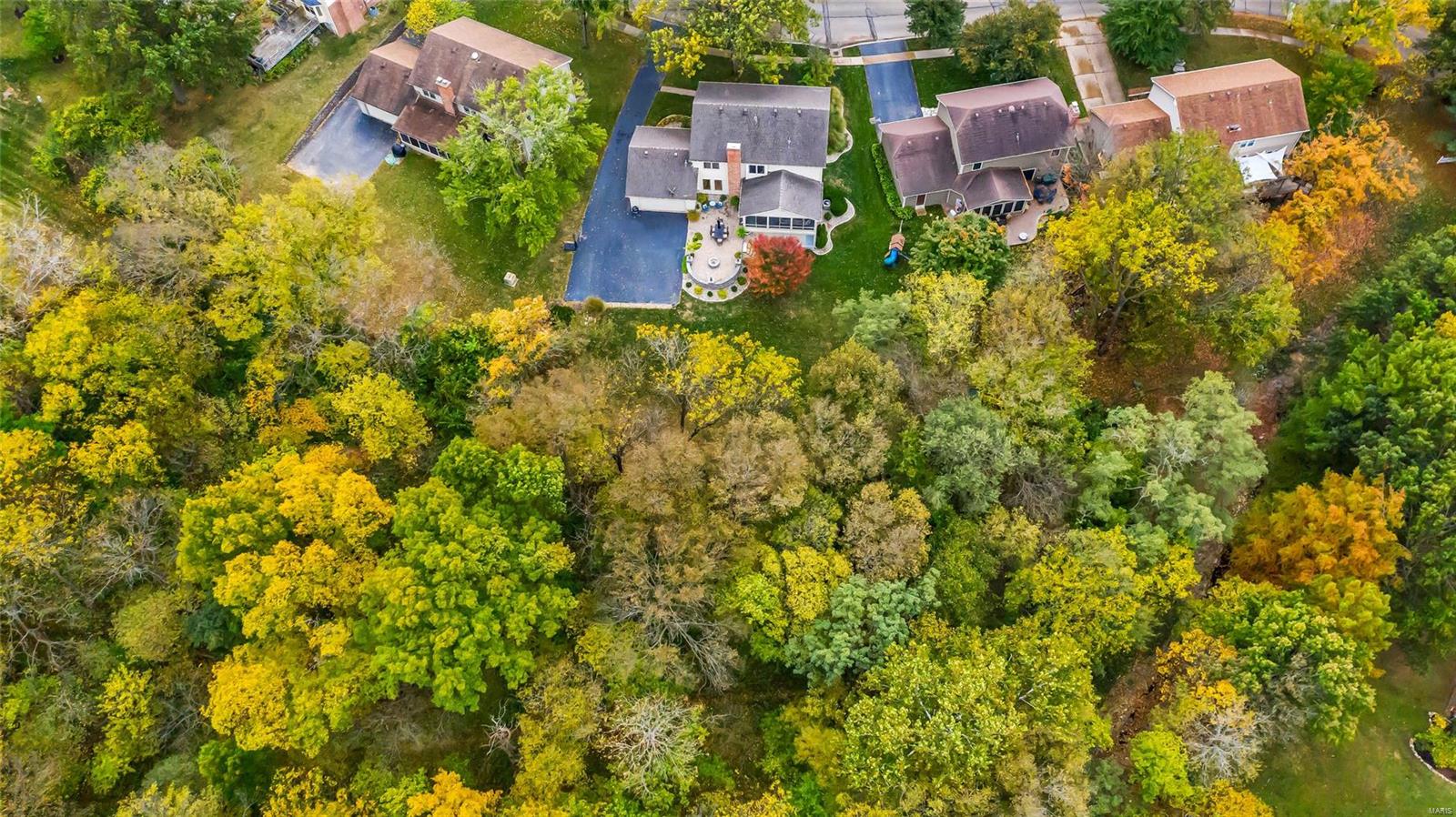 12137 Bent Brook Road St. Louis, MO 63122 - Photo 8 of 56 Gallery Image 8