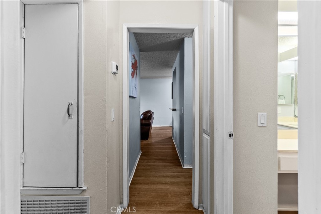 600 West 3rd Street, Unit B206 Santa Ana, CA 92701 - Photo 16 of 25