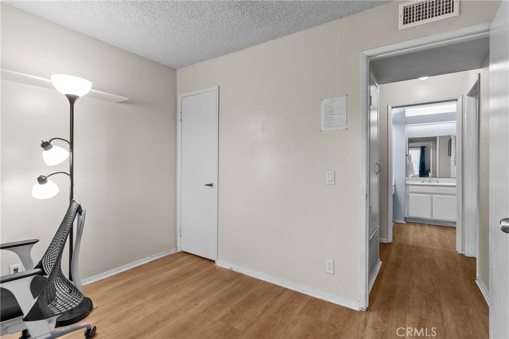 600 West 3rd Street, Unit B206 Santa Ana, CA 92701 - Photo 20 of 25