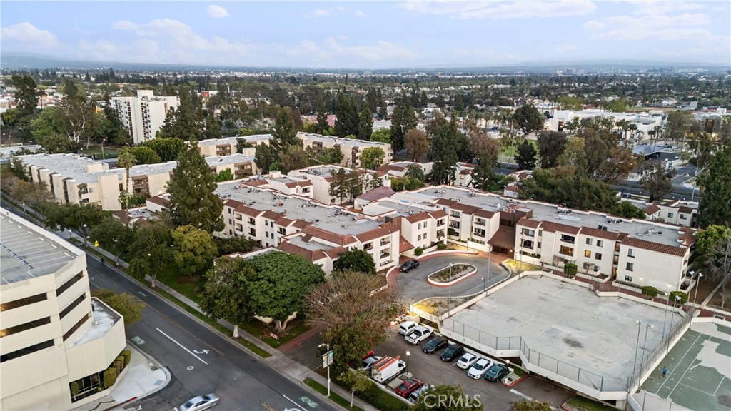 600 West 3rd Street, Unit B206 Santa Ana, CA 92701 - Photo 22 of 25