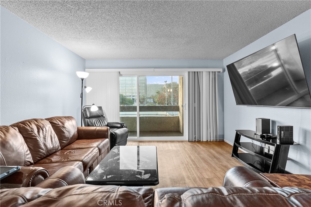 600 West 3rd Street, Unit B206 Santa Ana, CA 92701 - Photo 6 of 25