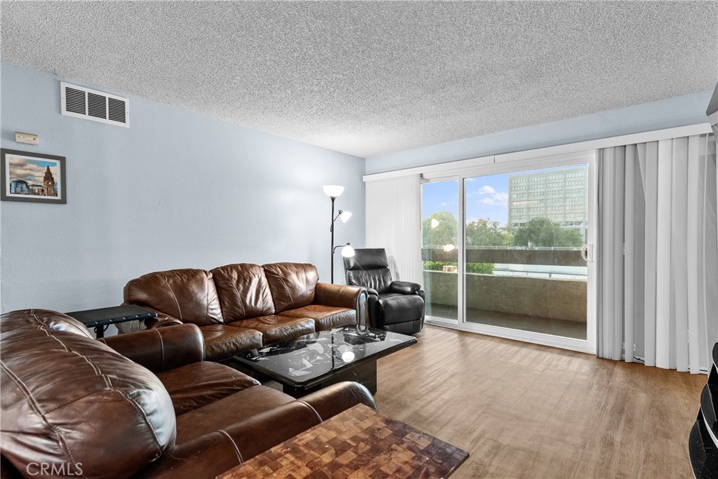 600 West 3rd Street, Unit B206 Santa Ana, CA 92701 - Photo 10 of 25