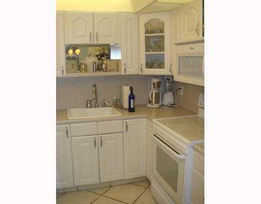 336 Golfview Road, Unit 408 North Palm Beach, FL 33408 - Photo 4 of 4 Additional Photo