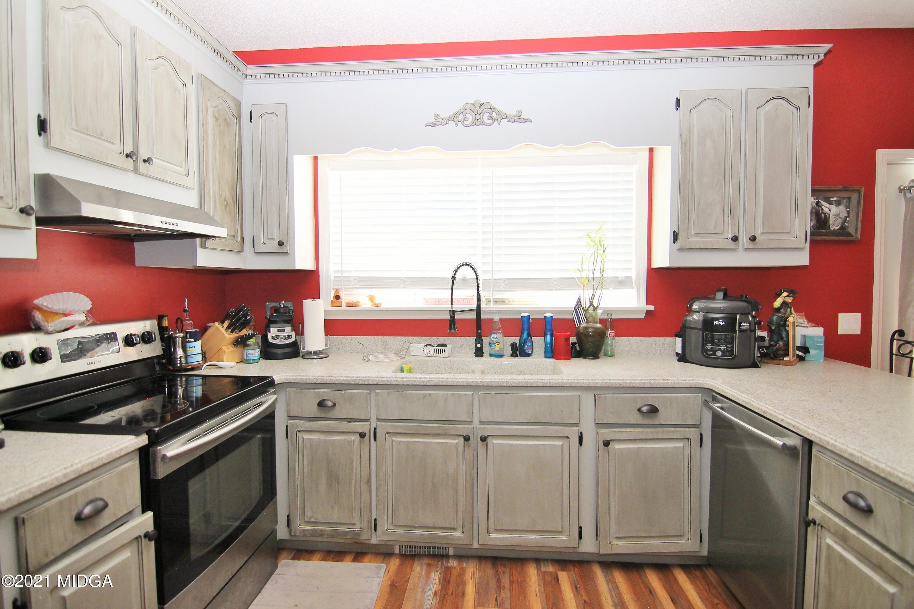 1825 Harlin Day Road McIntyre, GA 31054 - Photo 11 of 37 12