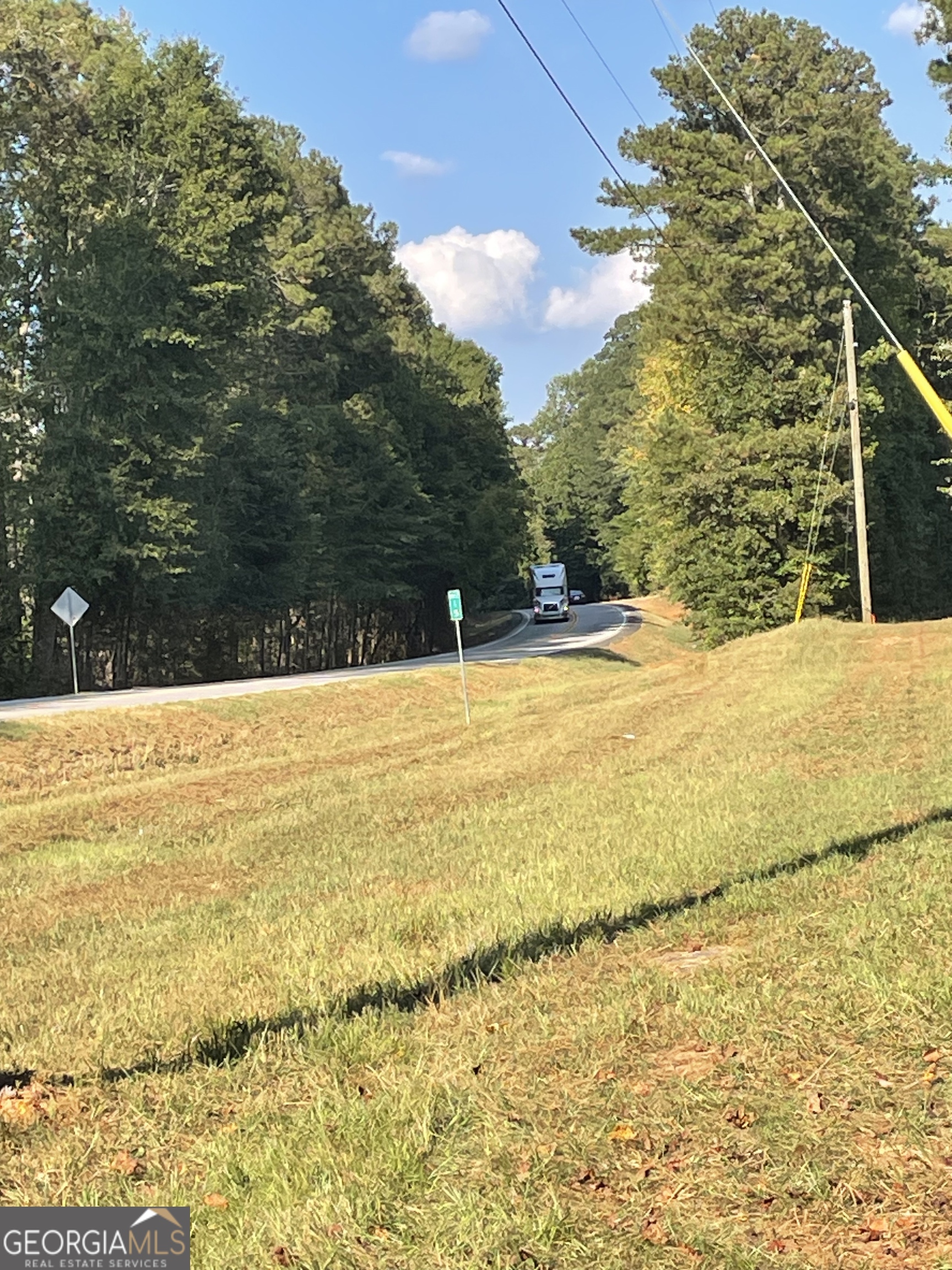 0 South Highway 36 Jackson, GA 30233 - Photo 10 of 11 a view of an ocean and mountain