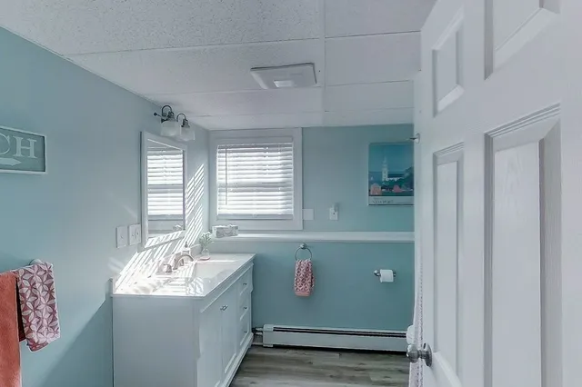 $2,950 | 46 Allston Avenue, Middletown, RI 02842