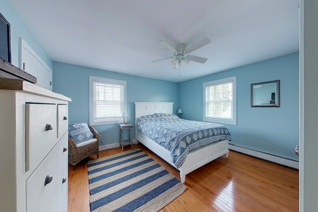 46 Allston Avenue Middletown, RI 02842 - Photo 10 of 20