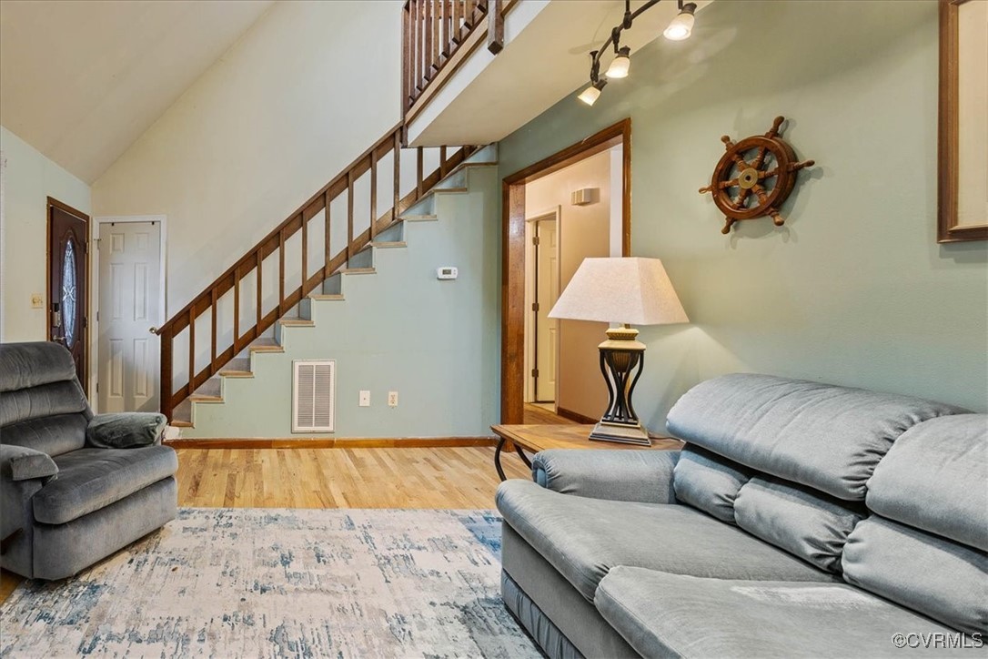15952 Sandwave Road Chester, VA 23831 - Photo 8 of 30