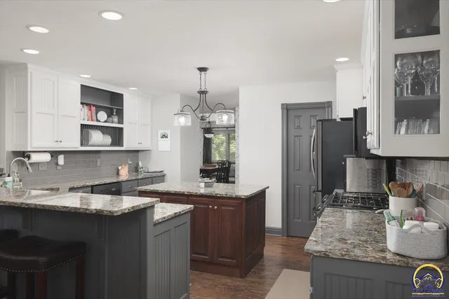 $515,000 | 207 Ruth's Lane, Wamego, KS 66547