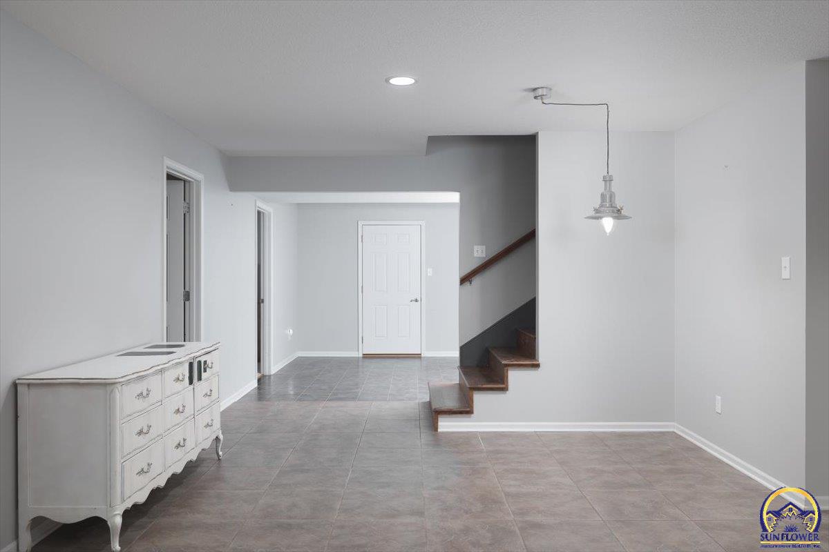 207 Ruth's Lane Wamego, KS 66547 - Photo 21 of 26