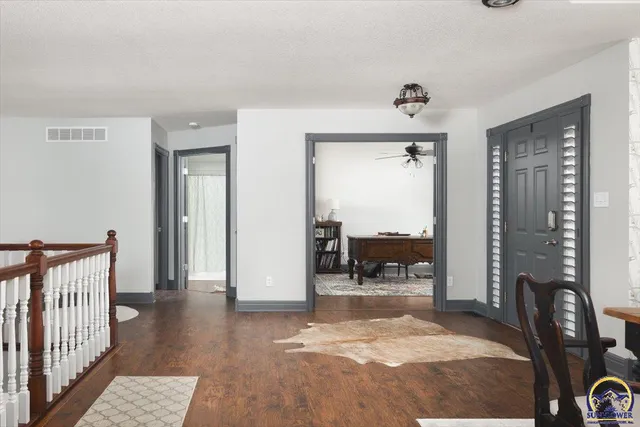 $515,000 | 207 Ruth's Lane, Wamego, KS 66547