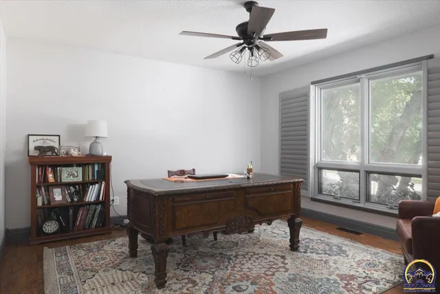 $515,000 | 207 Ruth's Lane, Wamego, KS 66547