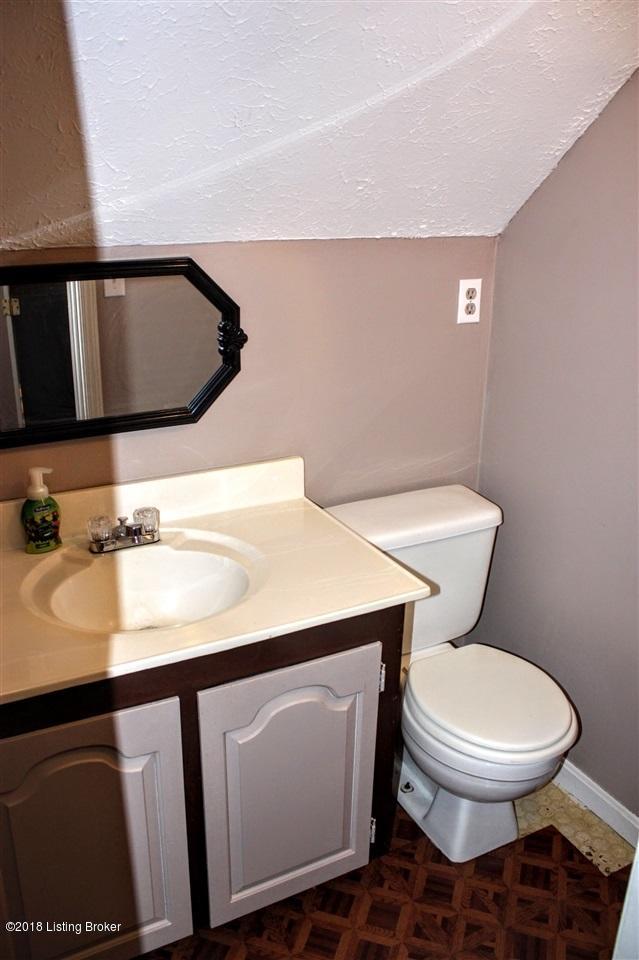 639 Stovall Road Elizabethtown, KY 42701 - Photo 23 of 31 full-10042003-32