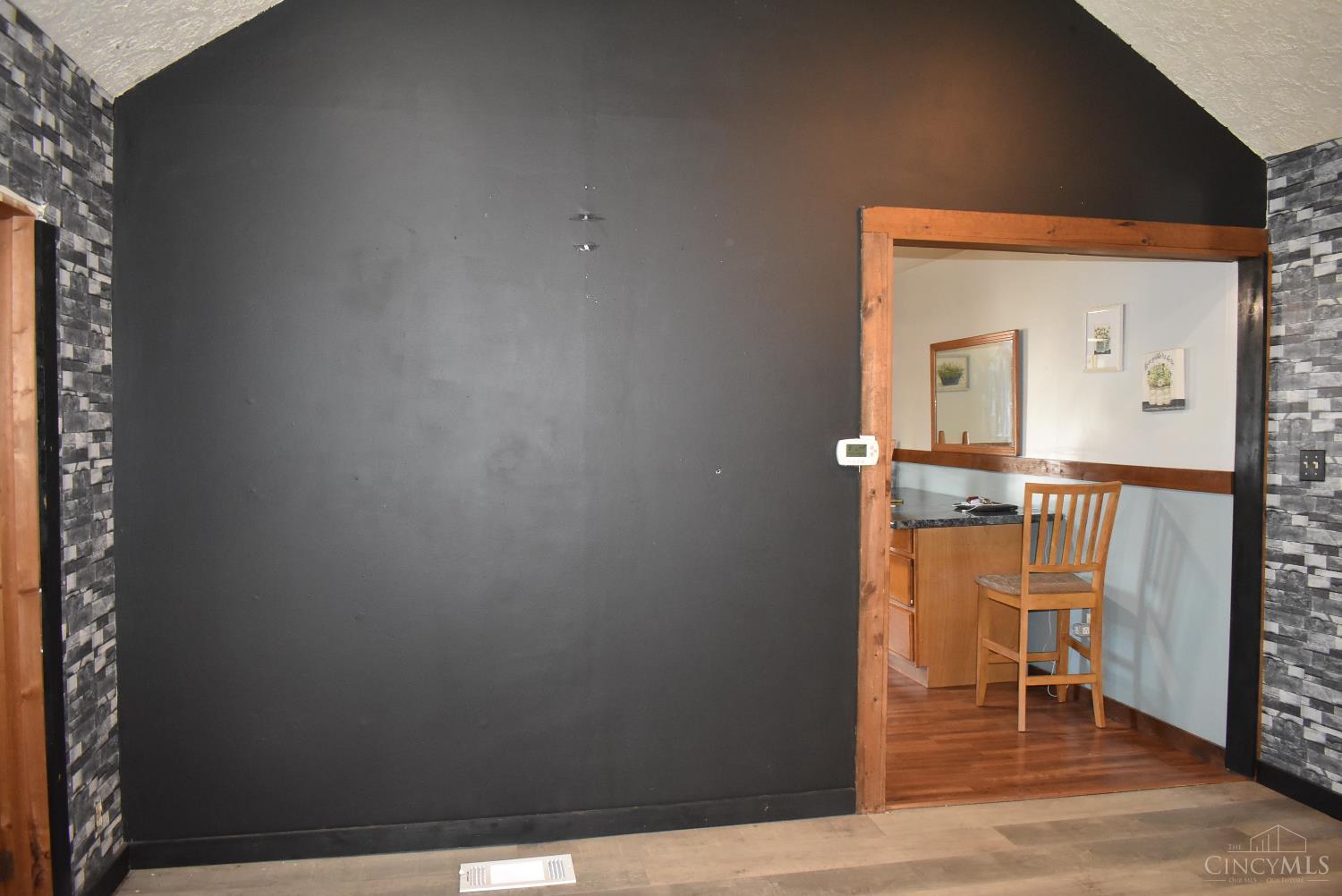374 Exline Road Wellston, OH 45692 - Photo 17 of 33 Family room