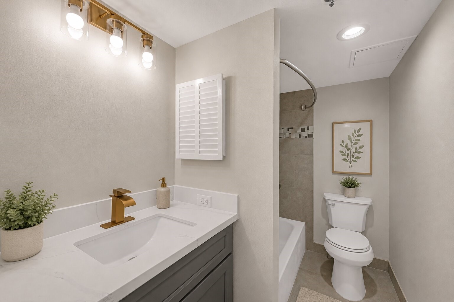 3525 Sage Road, Unit 304 Houston, TX 77056 - Photo 26 of 34 Virtually staged