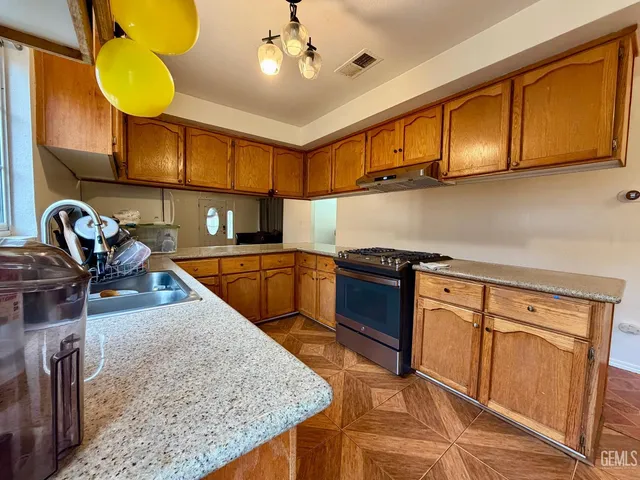 $309,950 | Undisclosed Address, Bakersfield, CA 93304