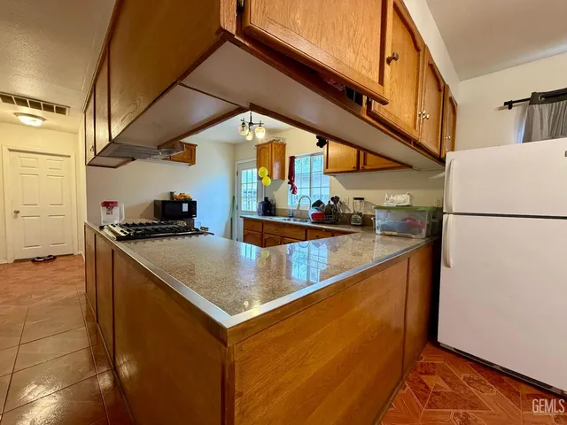 $309,950 | Undisclosed Address, Bakersfield, CA 93304