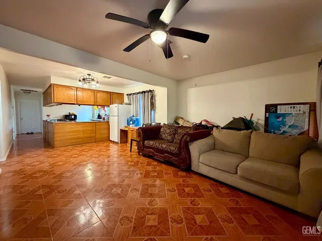 $309,950 | Undisclosed Address, Bakersfield, CA 93304