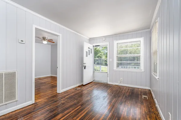 $1,350 | 905 Thomas Avenue, Unit A, Nashville, TN 37216