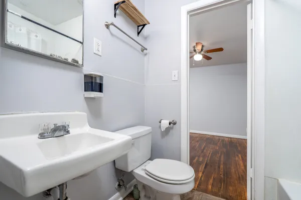 $1,350 | 905 Thomas Avenue, Unit A, Nashville, TN 37216