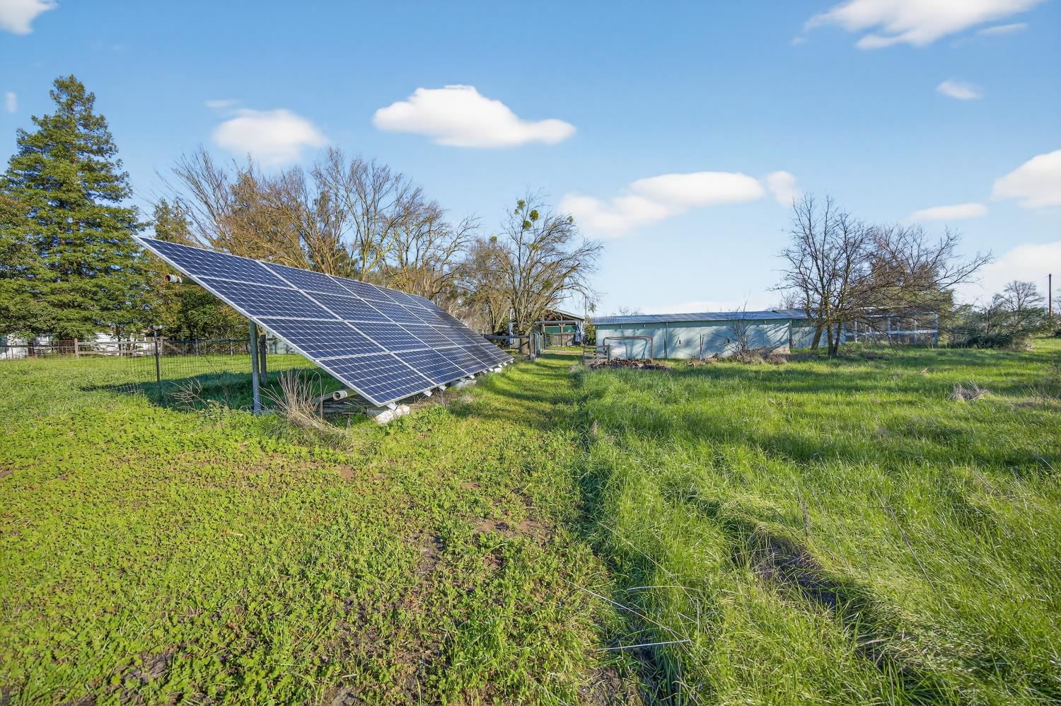 9708 La Clair Road Wilton, CA 95693 - Photo 50 of 60 a view of a backyard