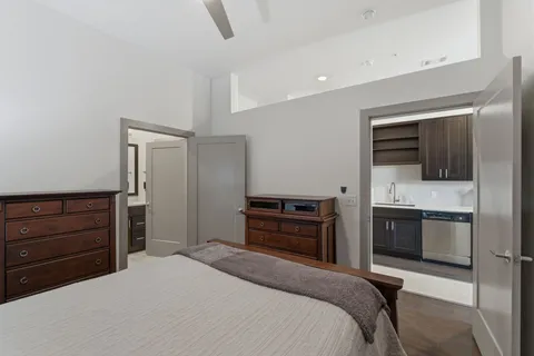 $282,000 | 2407 8th Avenue South, Unit 512, Nashville, TN 37204